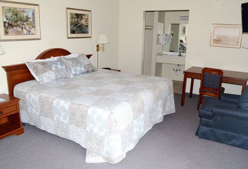 Family Suite, Main Street Lodge And Suites