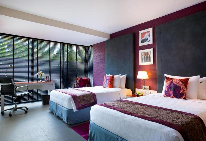 Номер Deluxe Вид на Бассейн, Hard Rock Hotel Goa Calangute