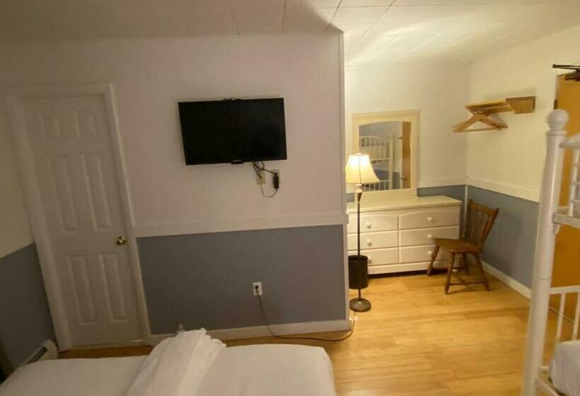 Четырехместный Номер Классик, Bromley View Inn