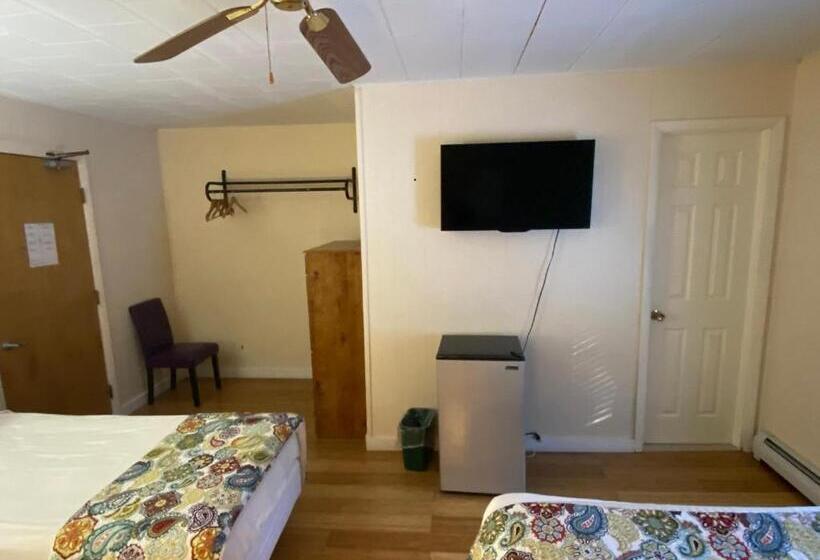 Четырехместный Номер Классик, Bromley View Inn
