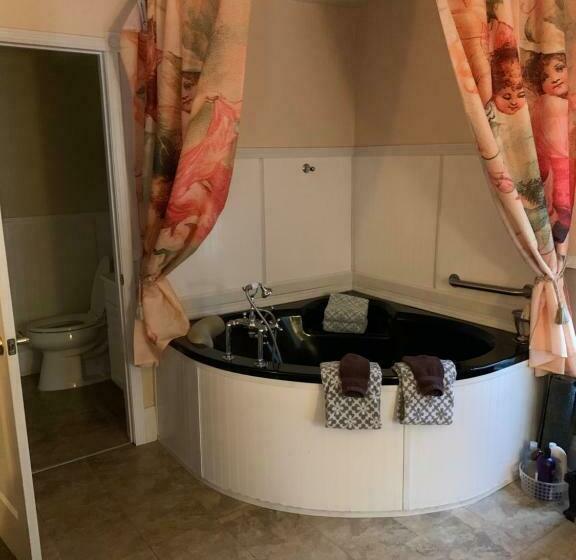 Номер Стандарт, Emerald Necklace Inn Bed And Breakfast
