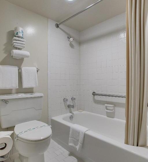 Номер Стандарт, Candlewick Inn And Suites