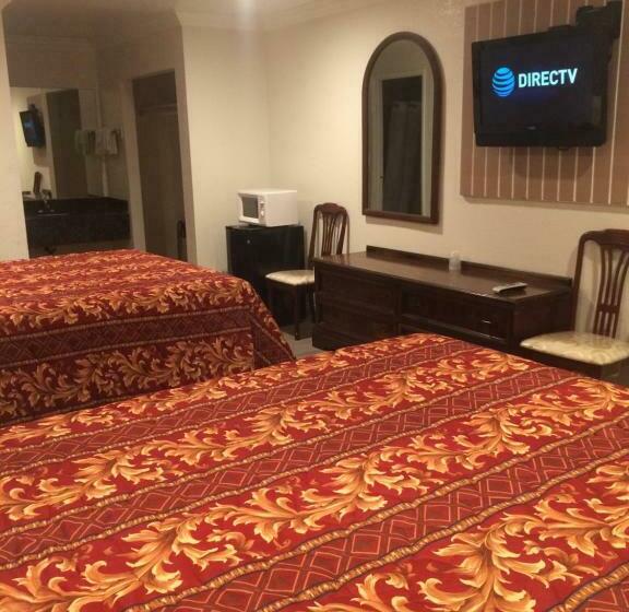 스탠다드 룸 킹사이즈 침대, Royal Inn