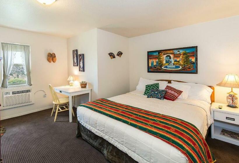 Стандартный Номер Кровать Кинг, Virginia City Inn