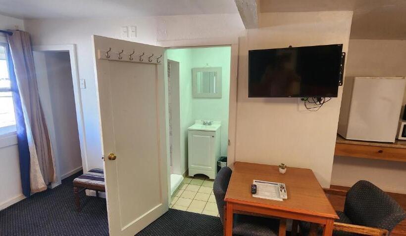 Номер Стандарт, Rose S Motel