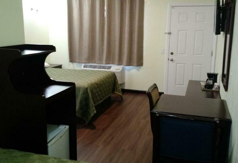 Номер Стандарт 2 Двуспальные Кровати, El Rancho Motel