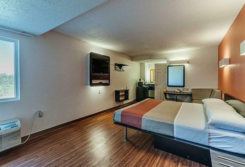 스탠다드 룸 킹사이즈 침대, Motel 6 Martinsburg, Wv