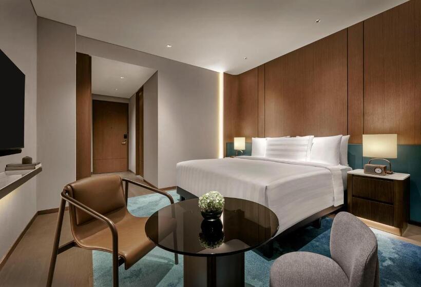 חדר דחוקס עם מיטת קינג, Pan Pacific Jakarta