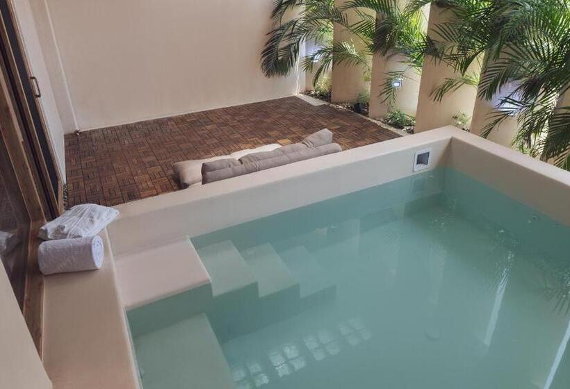 Suite with Pool, Xeno Hotel Boutique