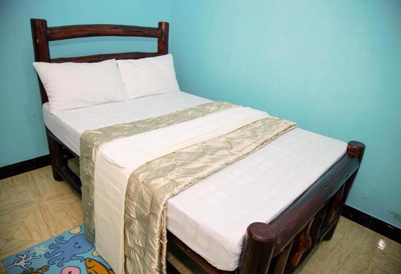 اتاق استاندارد یک نفره, Travellers Home