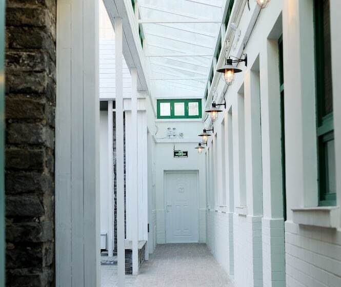 اتاق استاندارد, Peking Station Youth Hostel