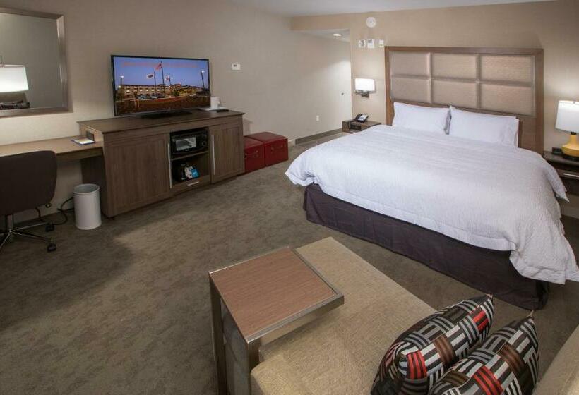 Номер Стандарт Кровать Кинг Адаптированный для Инвалидов, Hampton Inn & Suites Buellton/santa Ynez Valley