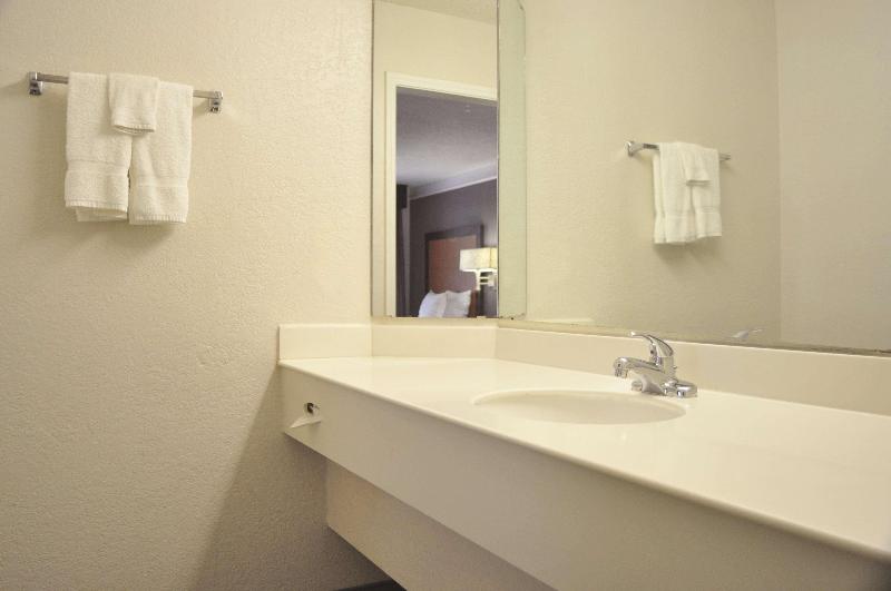 Люкс Адаптированный для Инвалидов, Sleep Inn & Suites Columbia