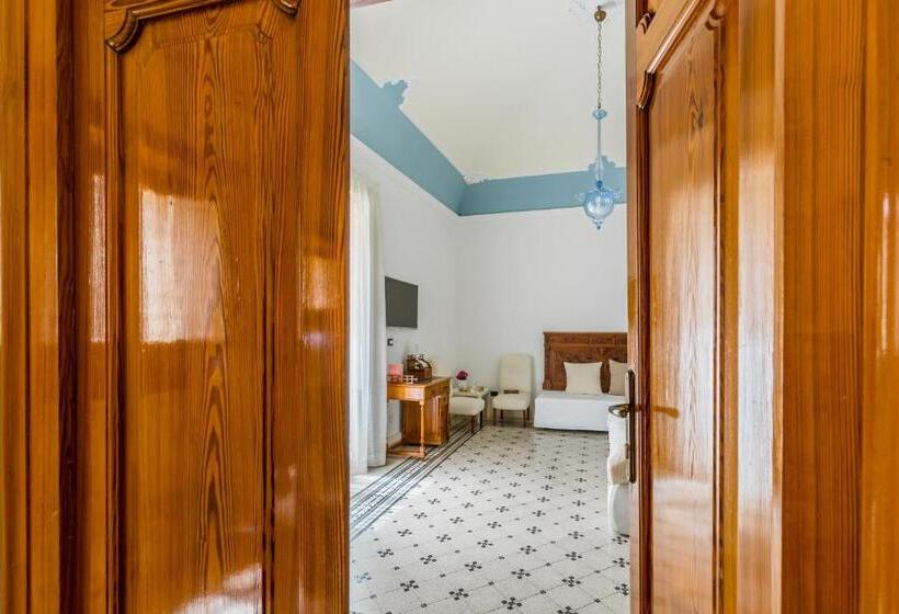 سوییت خانوادگی, Palazzo Montalbano