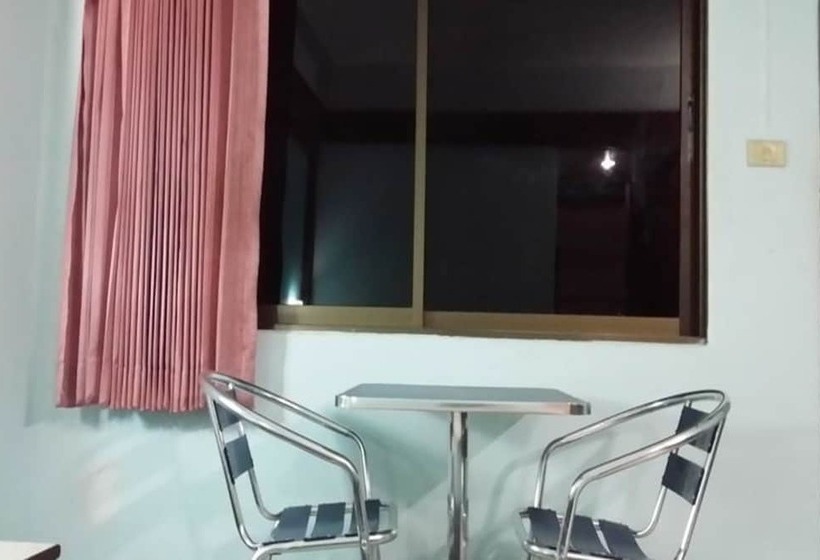 Номер Стандарт, The 1 Place Hat Yai