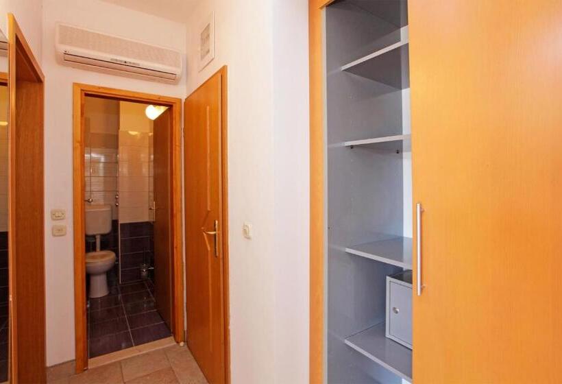 آپارتمان 1 خوابه با بالکن, Apartments Vala