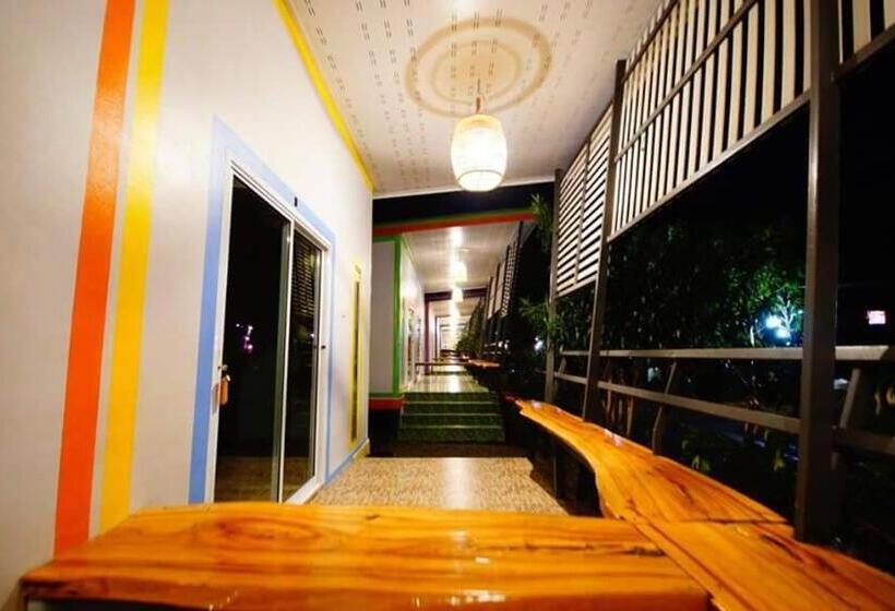 اتاق اکونومی, Boon Nam Fah Resort