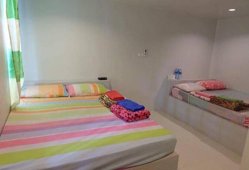 اتاق کلاسیک چهارنفره, Boon Nam Fah Resort