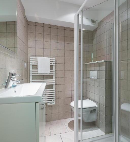 침실 1개 아파트, Very Charming Studio Apartment On Port In Cannes A Short Walk To Palais With Aircon And Internet 411