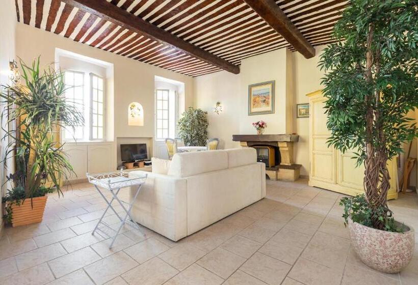 침실 1개 아파트, Very Charming Studio Apartment On Port In Cannes A Short Walk To Palais With Aircon And Internet 411