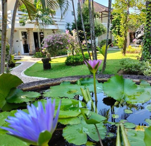 اتاق لوکس, Grand Kumala Bali