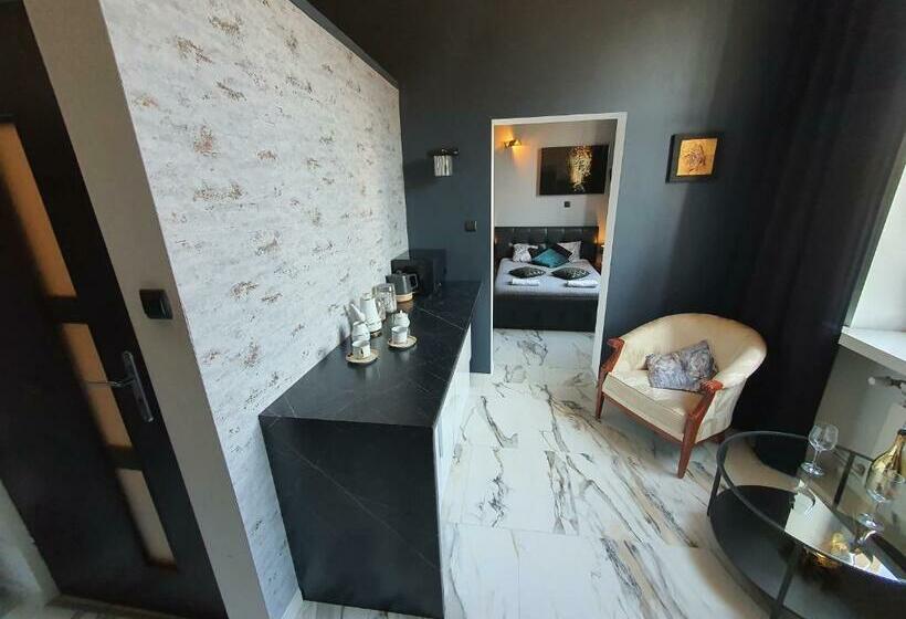سوییت لوکس, Apartament Z Jacuzzi Kraków Rynek