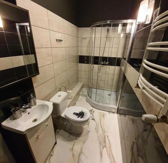 سوئیت با تخت بزرگ, Apartament Z Jacuzzi Kraków Rynek