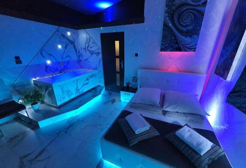 استودیوی استاندارد, Apartament Z Jacuzzi Kraków Rynek