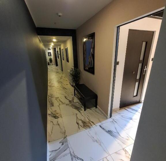 سوییت لوکس, Apartament Z Jacuzzi Kraków Rynek