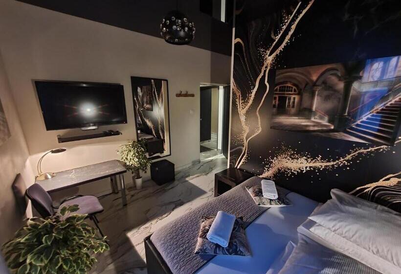 سوئیت با تخت بزرگ, Apartament Z Jacuzzi Kraków Rynek