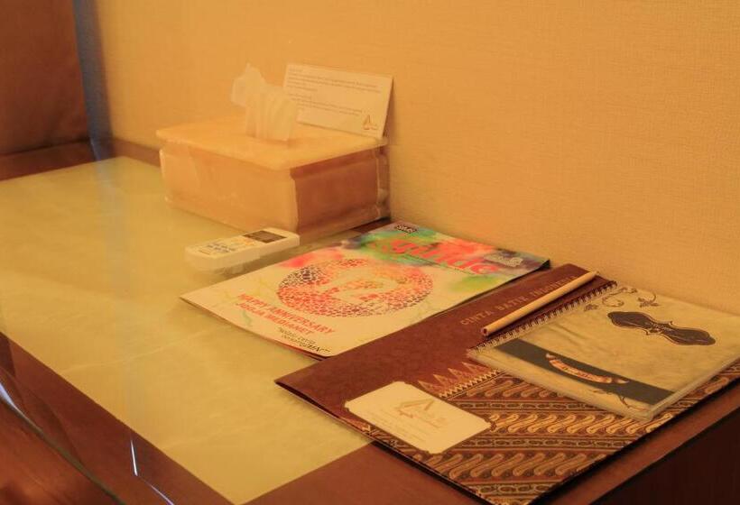 חדר דלוקס, Omah Qu Guesthouse Malioboro
