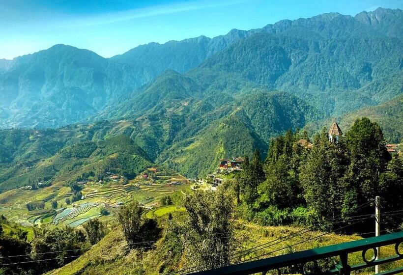 سوئیت جونیور با چشم‌انداز کوهستان, Sapa Vista