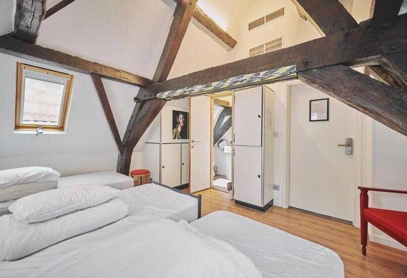 Habitación Cuádruple Estándar, 2go4 Quality Hostel Brussels Grand Place