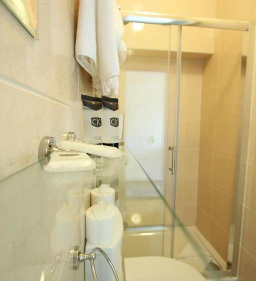 اتاق استاندارد, Eccles Townhouse