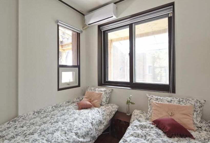 غرفة قياسية, Jiwoljang Guest House