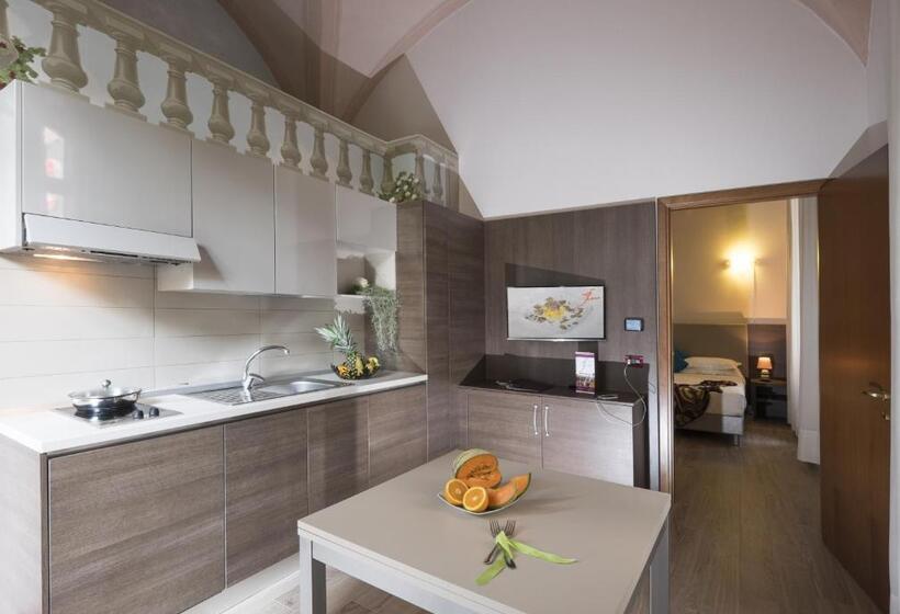 Апартаменты 1 Спальня с Террасой, Residence Caffé Savona
