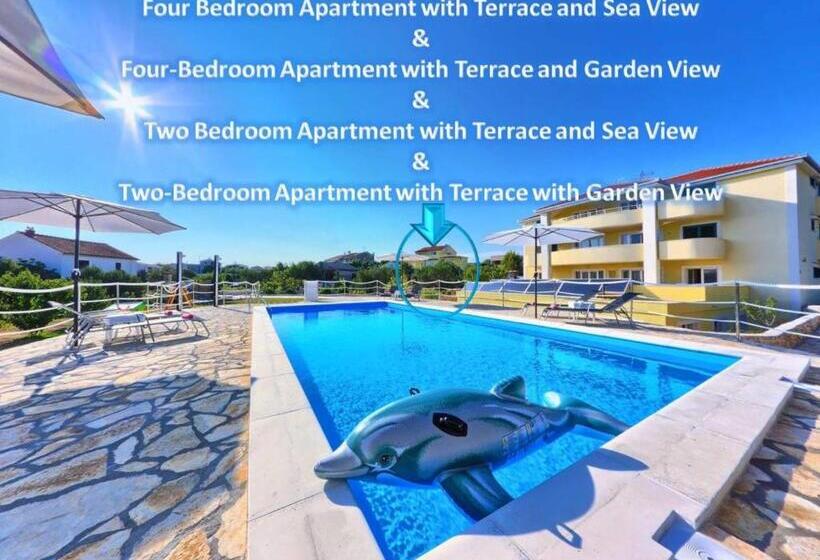 آپارتمان 4 خوابه, Apartments Cvita Holiday
