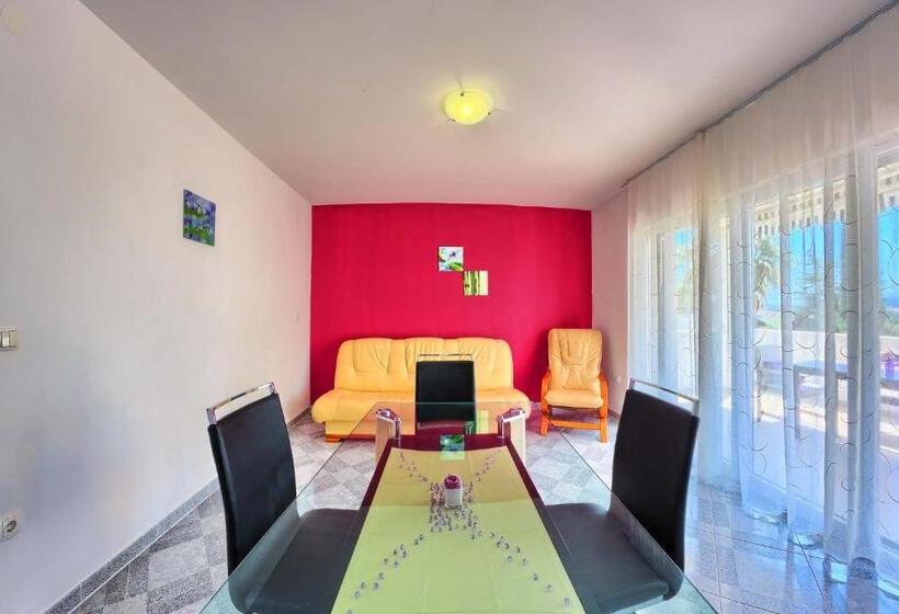 آپارتمان کامفورت 2 خوابه, Apartments Cvita Holiday