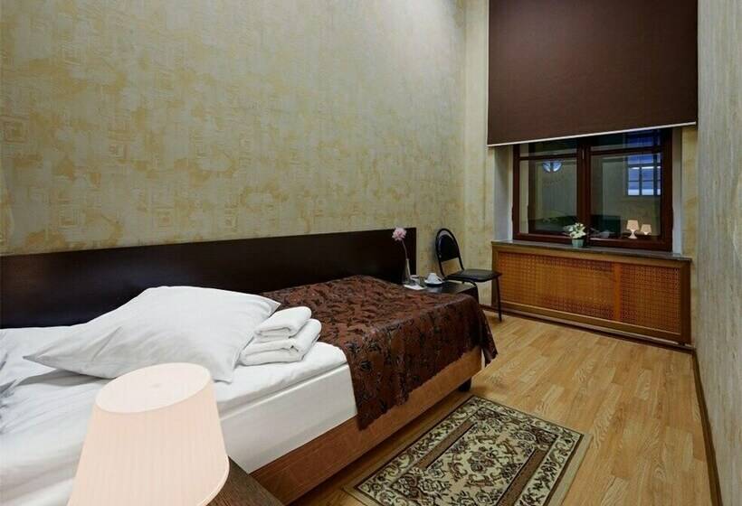 اتاق استاندارد یک نفره, Gorodotel On Kazansky