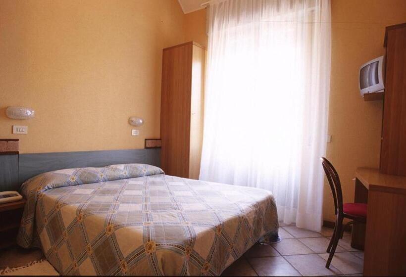 اتاق استاندارد چهار تخته, Maré   Valentini Family Village