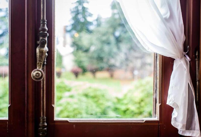 سوئیت با بالکن, B&b Villa Cernigliaro Dimora Storica