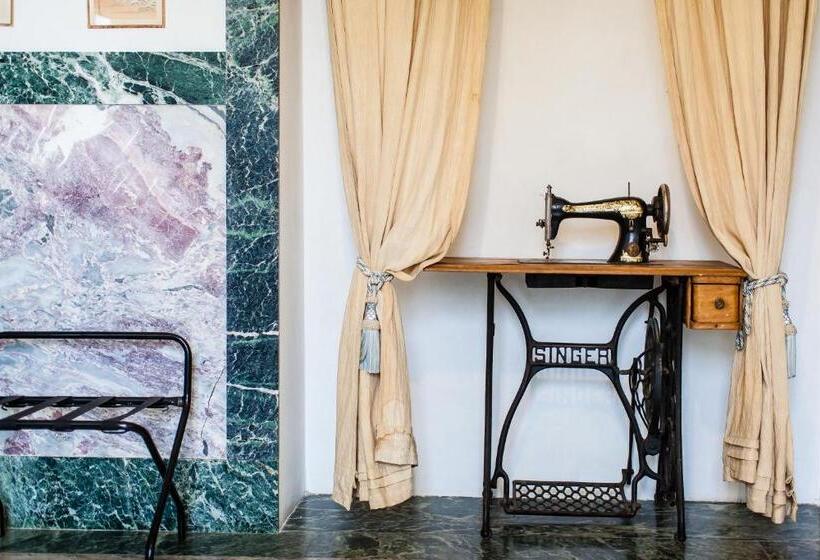 سوئیت با تخت بزرگ, B&b Villa Cernigliaro Dimora Storica