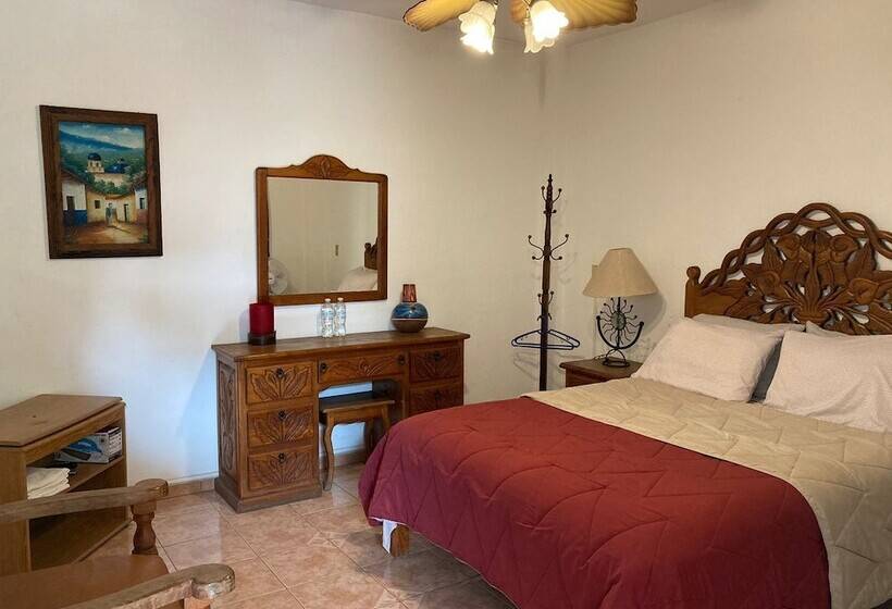 バス共有のスタンダードルーム, Hostal Casa Blanca