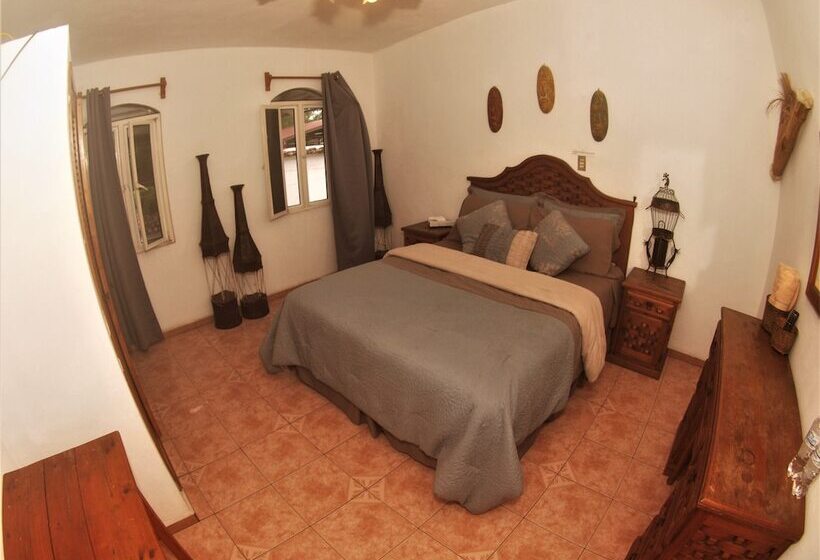 バス共有のスタンダードルーム, Hostal Casa Blanca