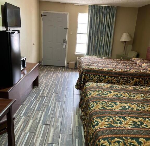 标准间, Plaza Inn