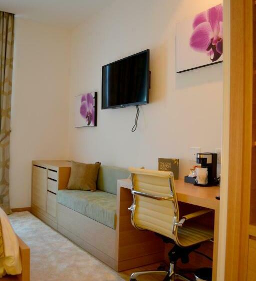 اتاق استاندارد با تخت بزرگ, The One Boutique