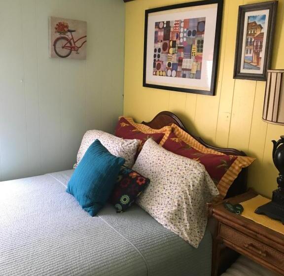 Номер Стандарт, Klutina Kate S B&b
