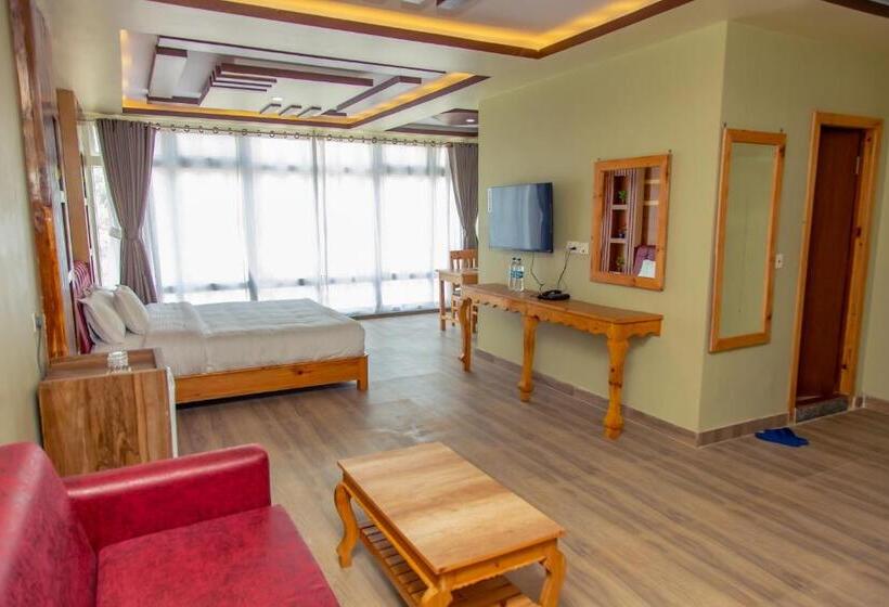 Deluxe Suite King Bed, Gyan Gauri Palace