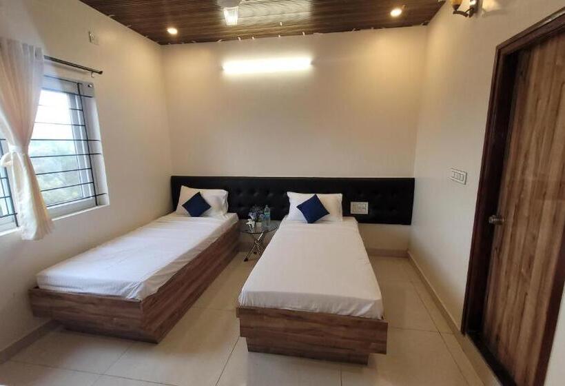 带露台的高档房间, The Suites
