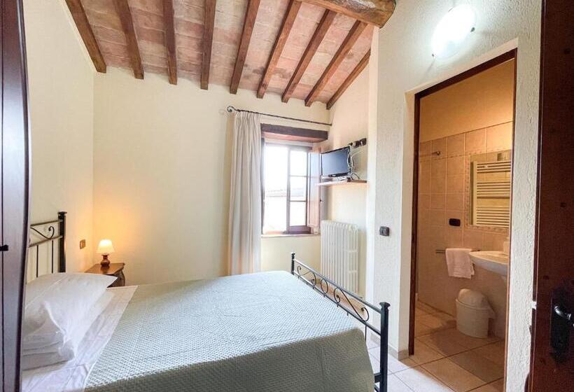 اتاق استاندارد یک نفره, La Valle Delle Favole